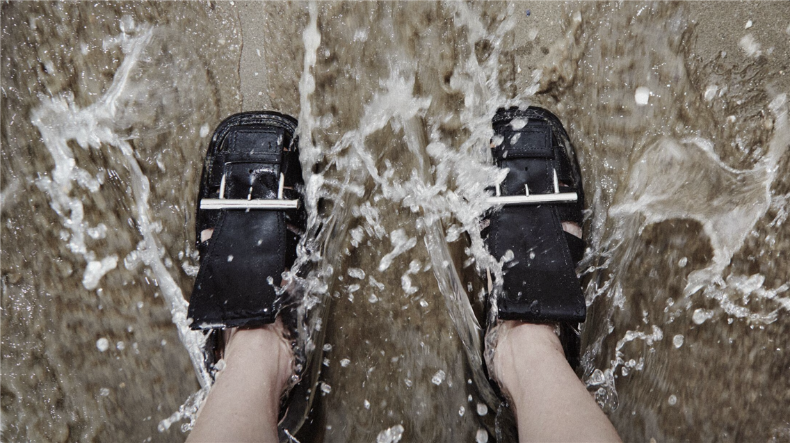 Footwear Photography That Actually Sells - LenFlash